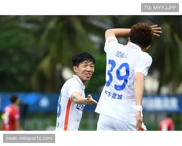 黄喜灿状态回暖助球队斩获关键胜利 黄喜灿状态回暖助球队斩获关键胜利